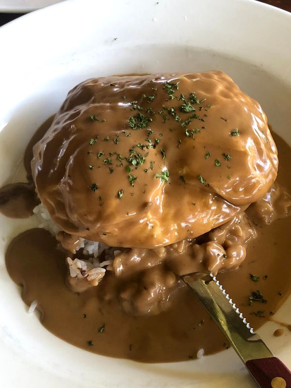 アメリカ(米国)・ハワイ「マウイ島　2018夏」の写真：バニヤンコートの向かいにある「Capta...