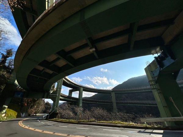 日本・静岡県「正月旅行」の写真：ループ橋