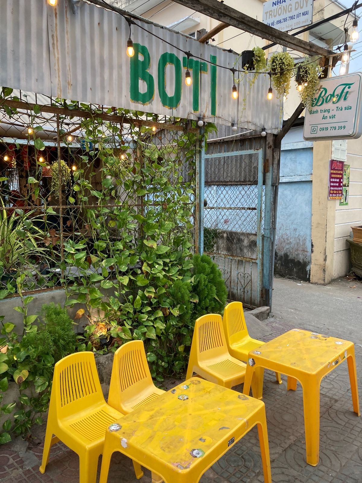 葡萄園に行ったり、タピオカ抜きのタピオカミルクティーを飲んだりもしました。...