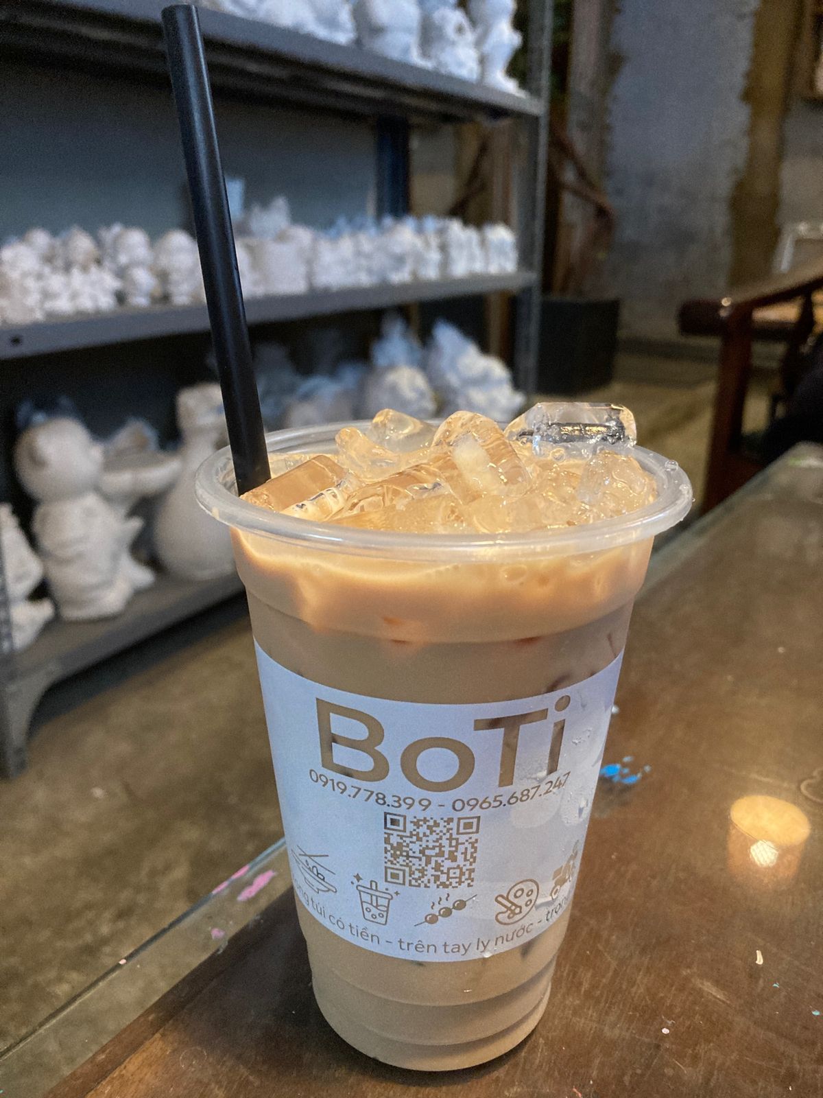 葡萄園に行ったり、タピオカ抜きのタピオカミルクティーを飲んだりもしました。...