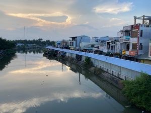 メコン、その他夕景。