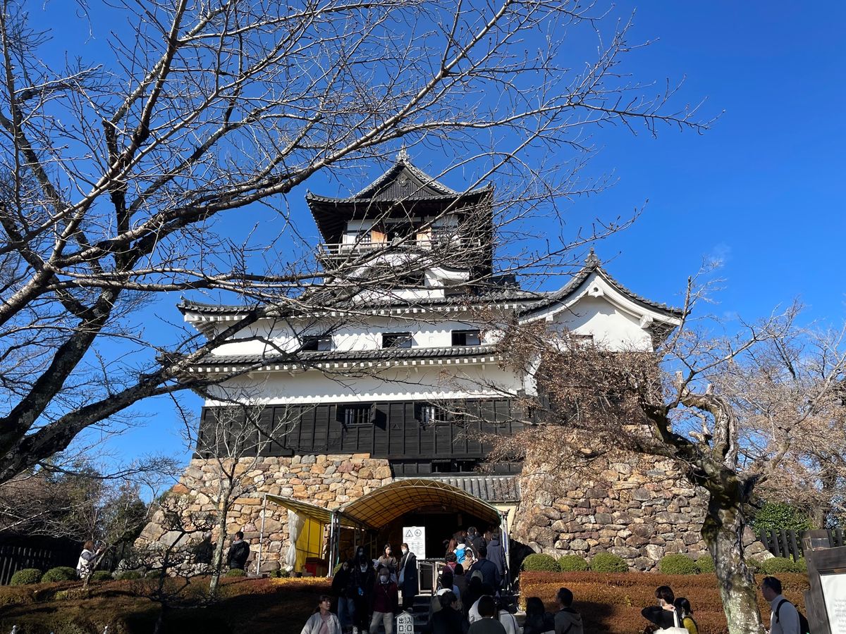 現存する12天守の一つ国宝犬山城。... 国宝犬山城 - グッドトリップ