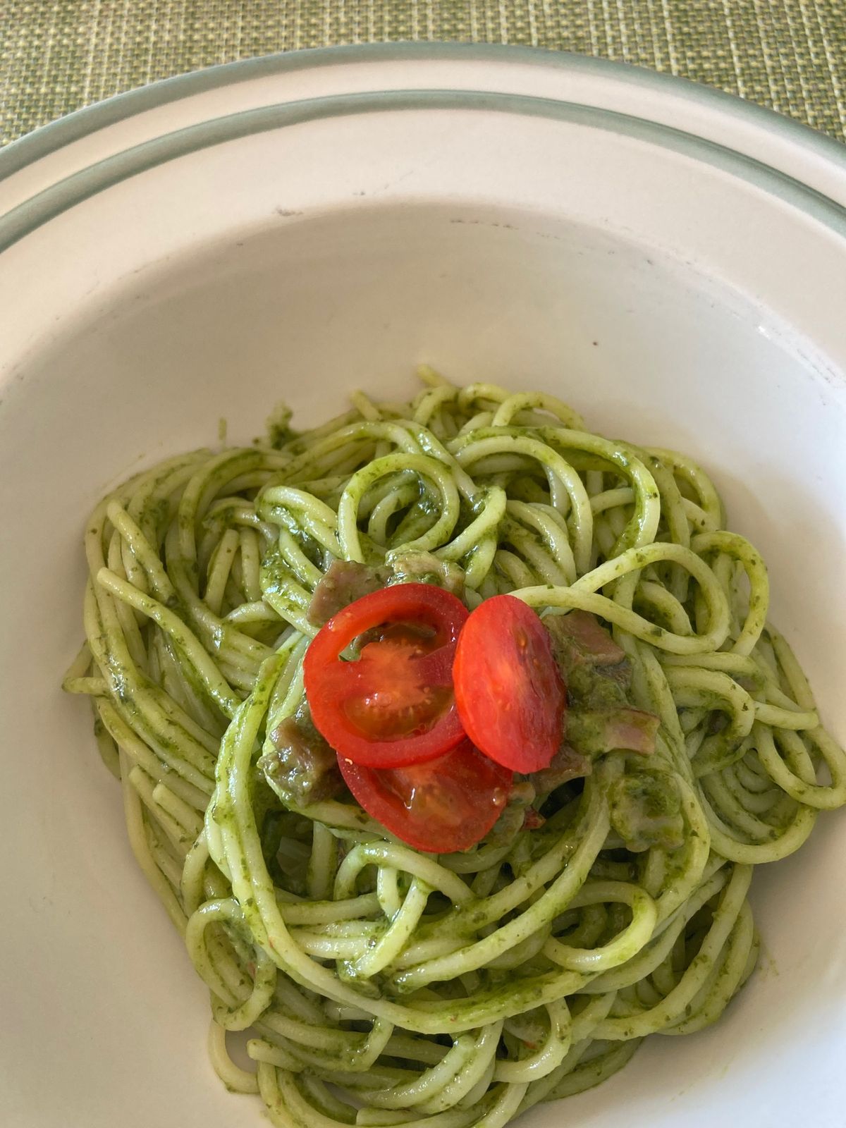 唐津に入ってまずはランチ。
毎回訪れる唐津駅前のDiroさんへ。
ジェノベ...