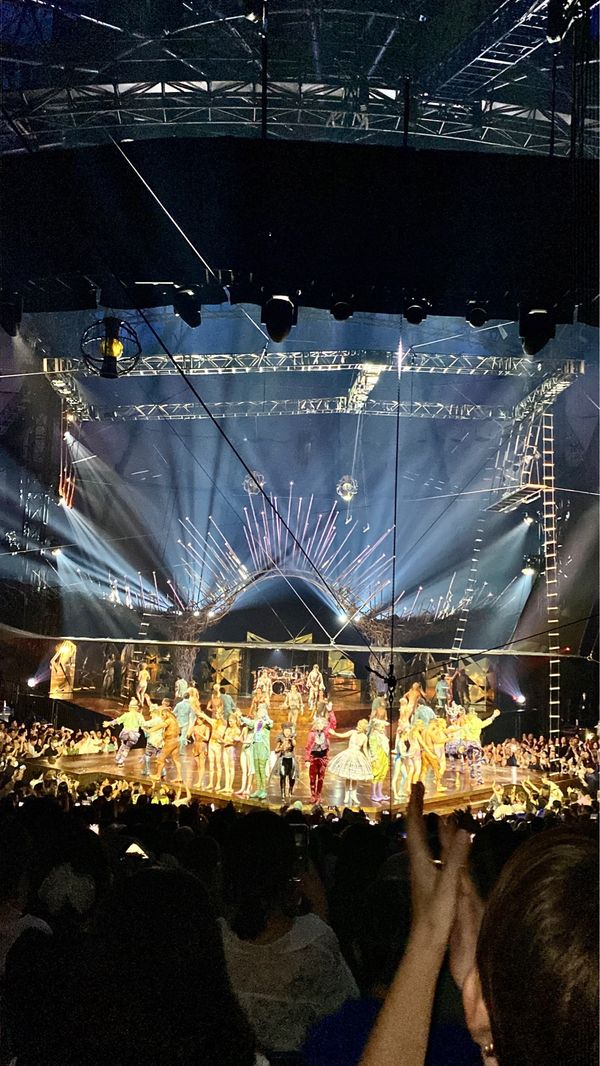 日本・大阪府「大阪　シルクドソレイユ」の写真