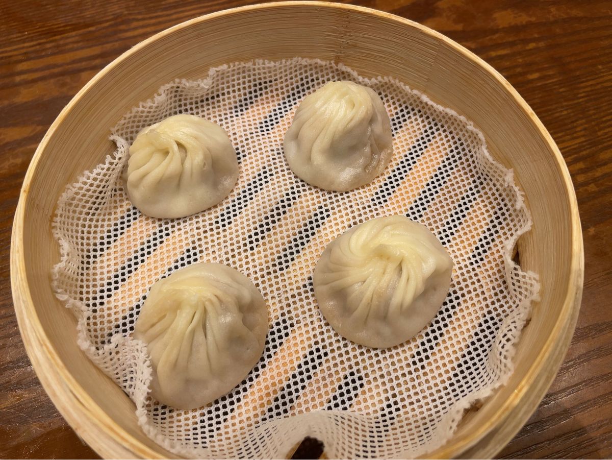 日曜日は鼎泰豊で点心を。小籠包も水餃子も美味しい。