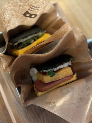 「ポーたま」
ボリューム満点で、とにかくうまい
「沖縄ぜんざい」
沖縄のぜ...