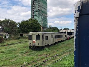 トゥトゥバン駅構内
使っているのか？いないのか？
何となく放置感がありますね