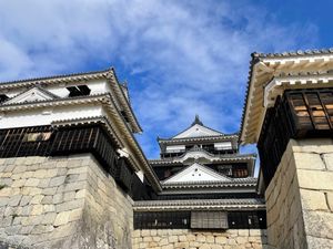 3日目　松山城

朝イチで松山城へ🏯
中の階段はとても急で恐る恐る昇り降り...