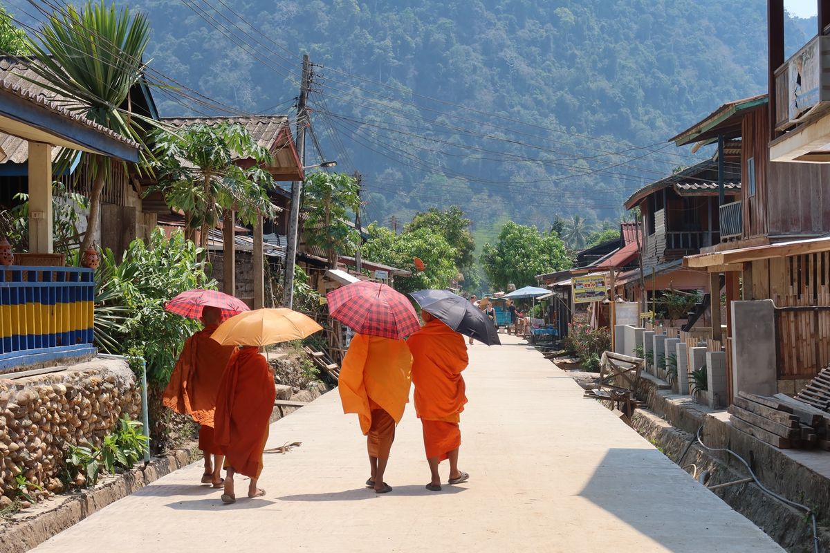 旅9日目
ノーンキャウからボートで1時間。ムアンゴイへ。
のんびりした村の...