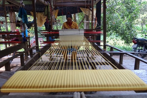 ラオス人民民主共和国・ルアンパバーン「カンボジア&ラオス旅🇰🇭🇱🇦」の写真：観光ついでにシルクアイランドへ。
誰もい...