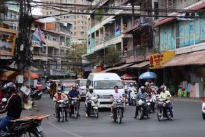 その街で暮らす人の生活が見えるマーケットや路地裏が好き。これはロシアンマー...