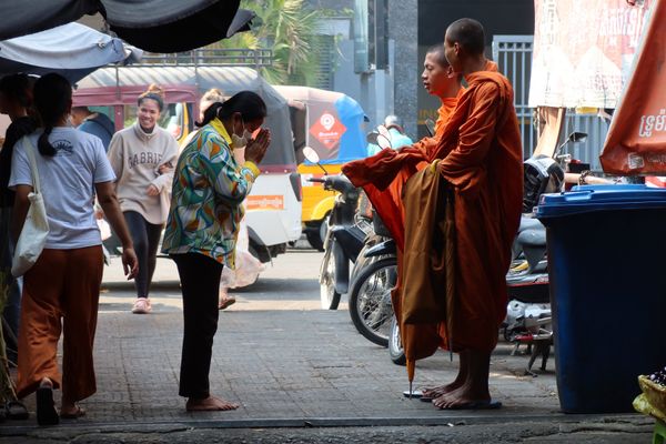 ラオス人民民主共和国・ルアンパバーン「カンボジア&ラオス旅🇰🇭🇱🇦」の写真：何度も通い詰めたボンケンコン市場。
ドリ...