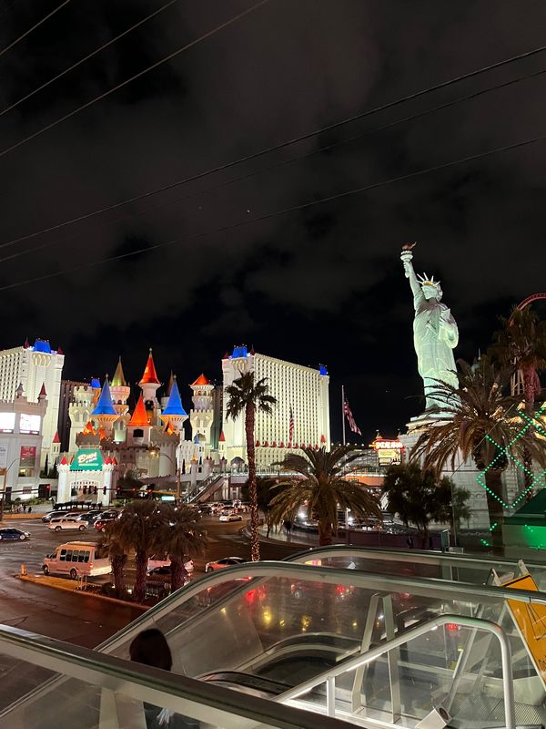 アメリカ(米国)・ロサンゼルス「アメリカ2023」の写真：派手な夜景@ラスベガス