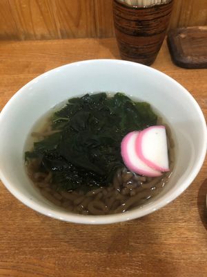 食事
穴子が有名らしくめっちゃ美味かった！