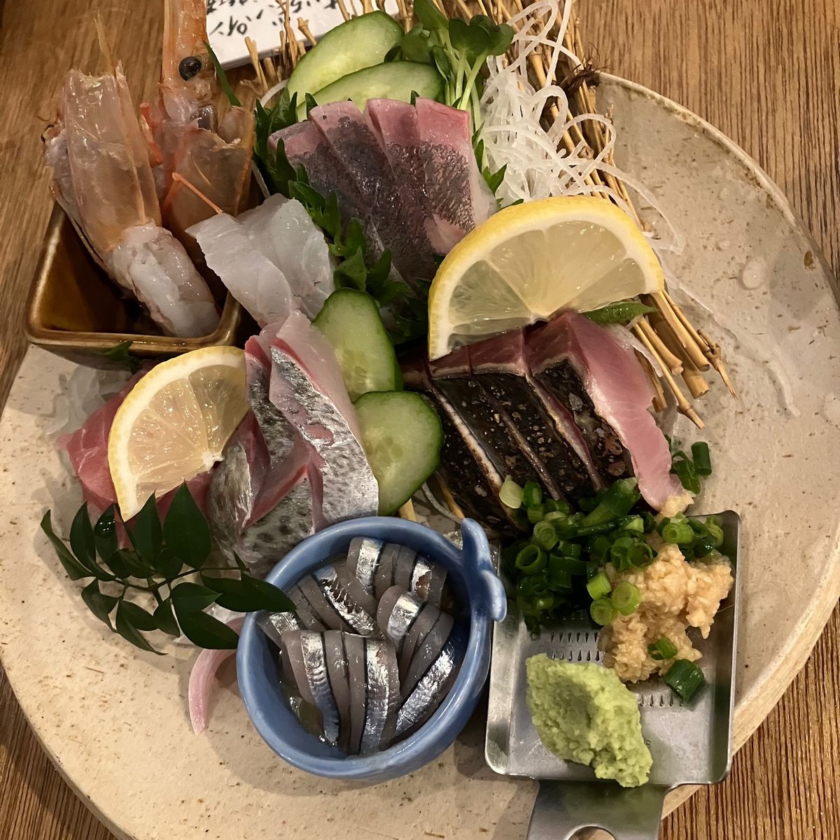 鹿児島でのごはんは
ぶえんもゆかり　にて、美味しいお魚をいただきました😋
...