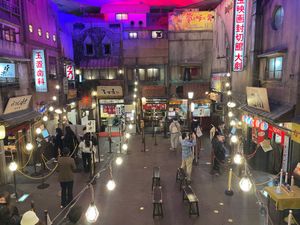 新横浜駅近くにあるラーメン博物館。できたのはかなり前ですが、行ったのは初め...