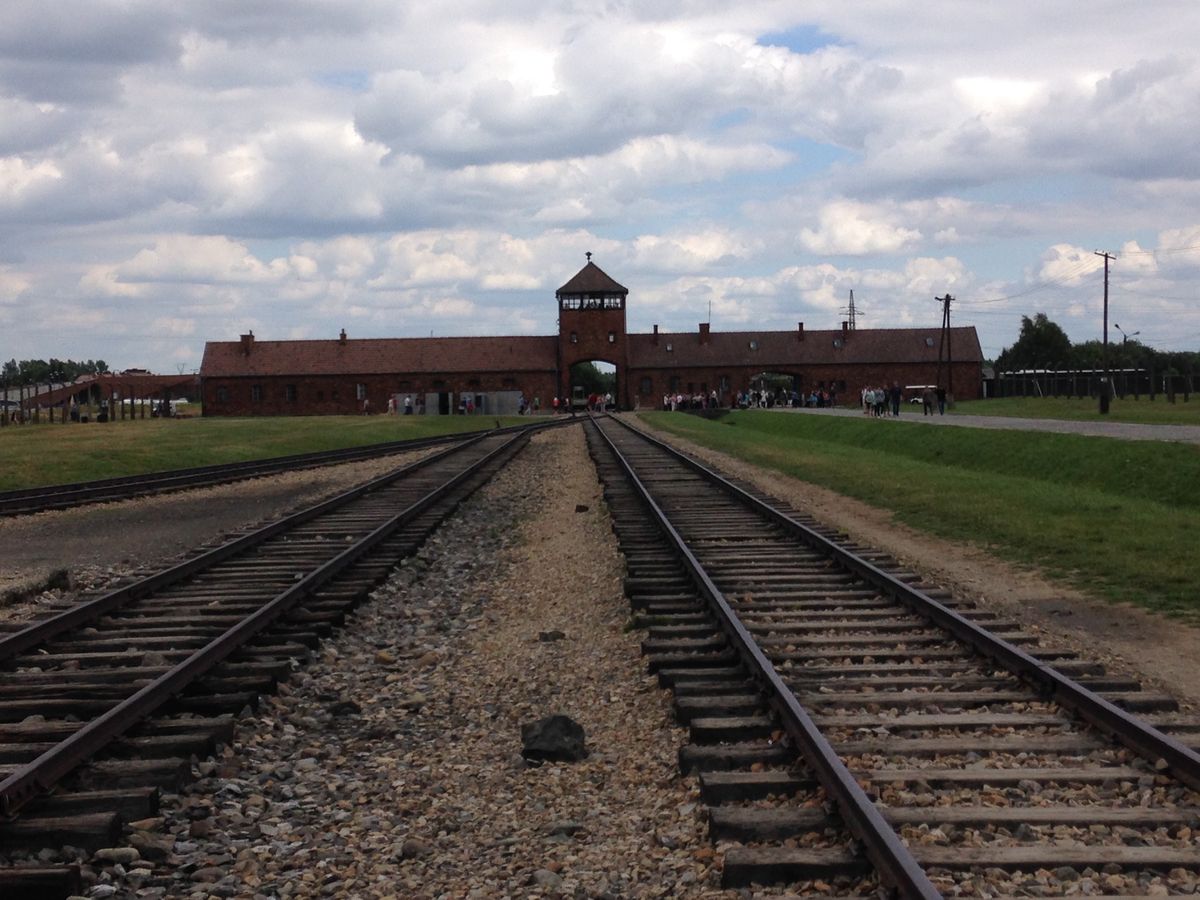 アウシュビッツ強制収容所