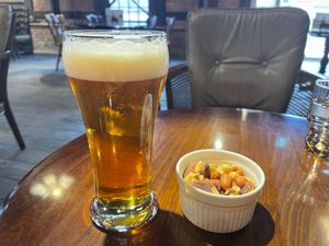 中にはビアレストランがあって、明治と大正のレシピを再現したビールが飲めます。