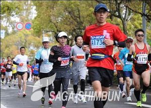 県営名古屋空港から福岡空港、地下鉄で博多へ、宿泊は西鉄イン博多。早朝６時発...