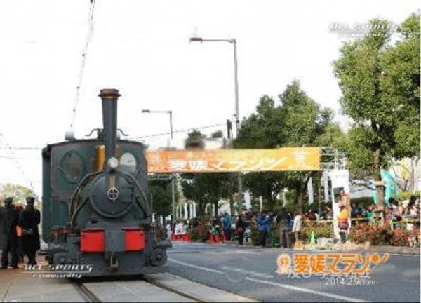 日本・愛媛県「愛媛　一泊一人旅RUN　愛媛マラソン」の写真：エネルギー切れで後半失速。３時間２７分３６秒。