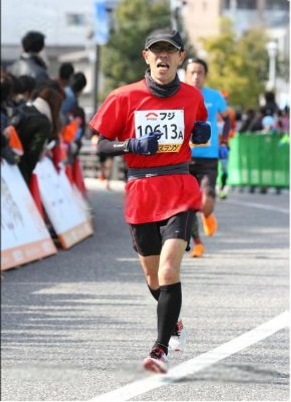 日本・愛媛県「愛媛　一泊一人旅RUN　愛媛マラソン２回目」の写真：３時間２５分５２秒。１年前より少し速いゴ...