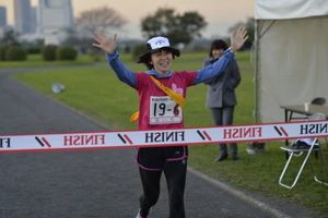 ３８チーム中２１位でした。特別賞の「女性が一番走ったで賞」を頂きました。