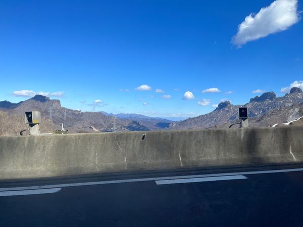 日本・軽井沢「スキー2024in軽井沢」の写真：帰りの妙義山凄かった