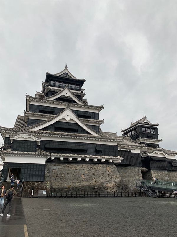 日本・大分県「大分〜宮崎〜熊本旅行」の写真：熊本城
地震の傷跡が残っていました（涙）
