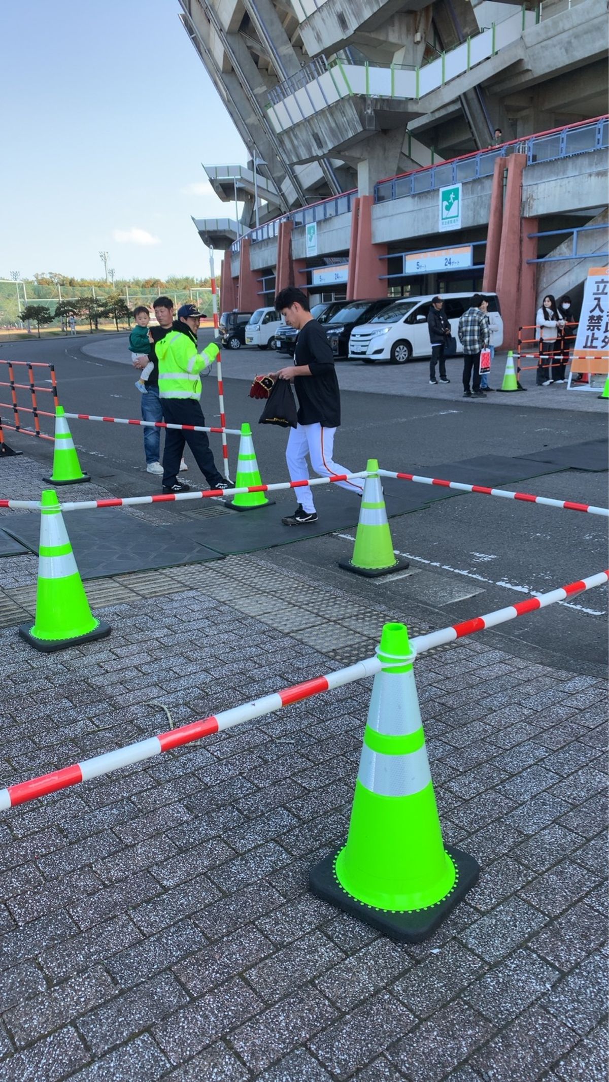 偶然、宮崎で巨人軍のキャンプに遭遇しました