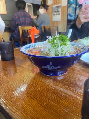 竜宮ラーメン

ミックス定食 ¥1100 
ネギ辛ラーメン

鶏がとにかく...