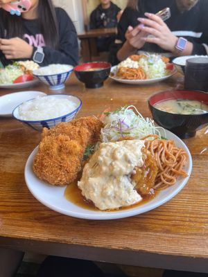 竜宮ラーメン

ミックス定食 ¥1100 
ネギ辛ラーメン

鶏がとにかく...