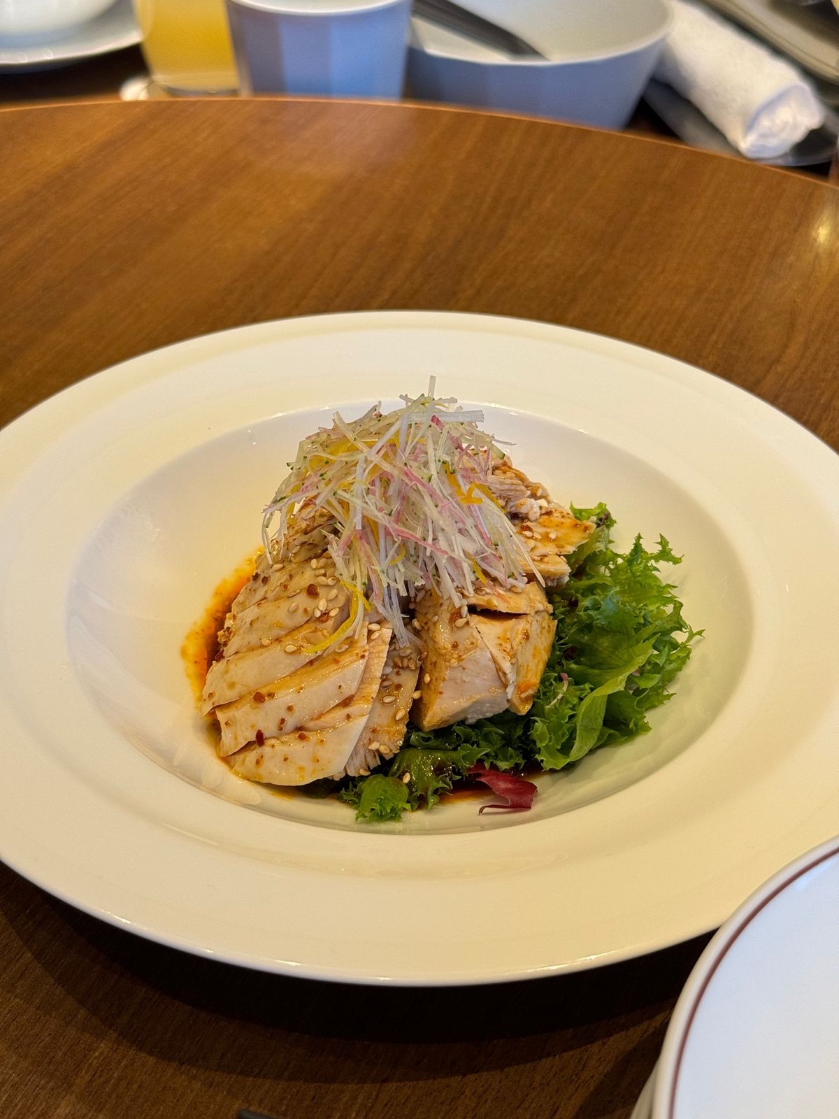 夕食はホテルにある中華レストランの桃李

子供がいるのでブッフェ形式のプリ...