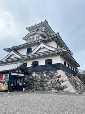 長浜城
黒壁スクエア