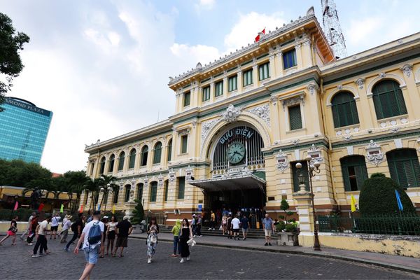 ベトナム・HoChiMinhCity「ベトナム、カンボジア弾丸旅」の写真：ホーチミンの郵便局 教会 シアター