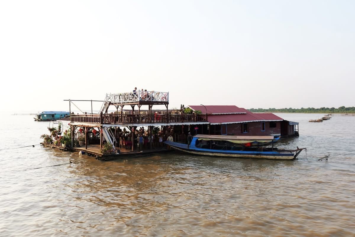 トンレサップ湖