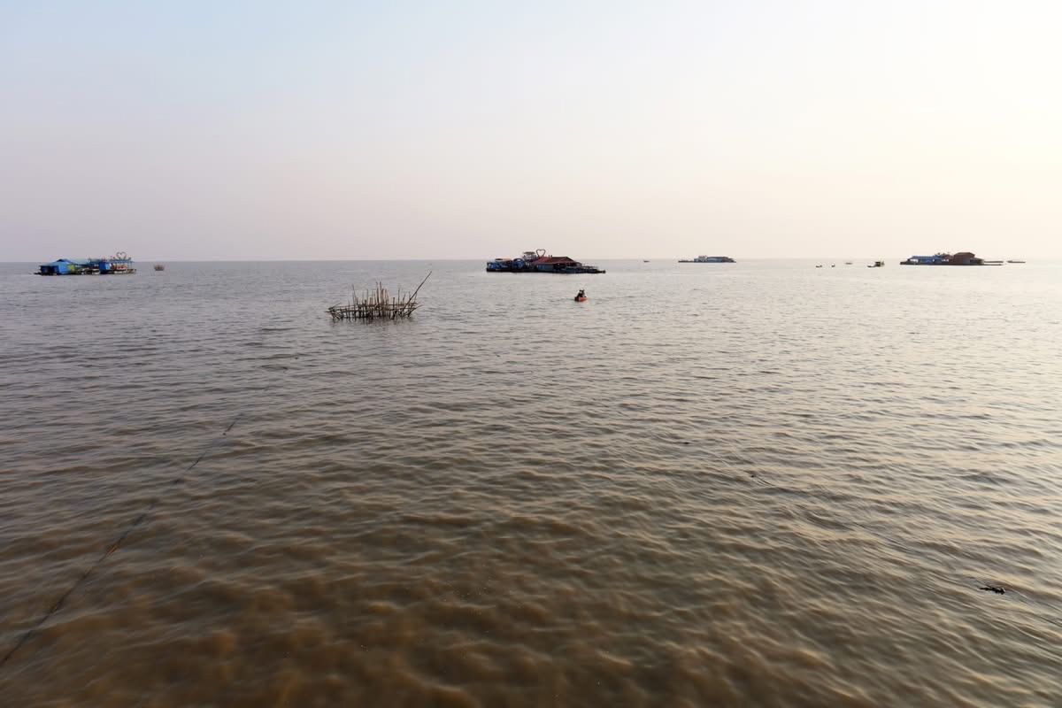 トンレサップ湖