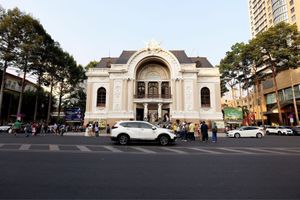 ホーチミンの郵便局 教会 シアター