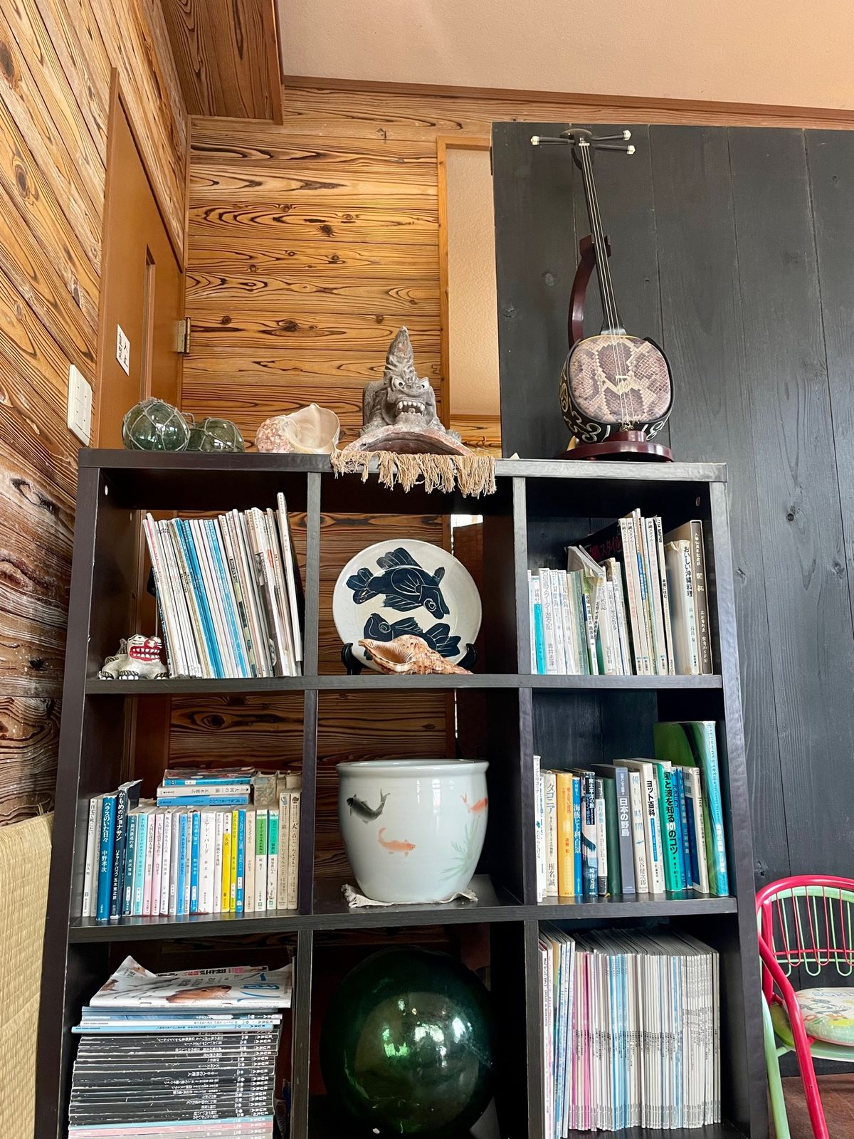 08:05羽田空港発の予定が、
雪のため10分遅れ。
のはずがさらに遅れて...