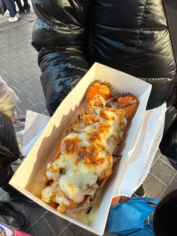 大韓民国 (韓国)・ソウル「韓国家族旅行🇰🇷」の写真：あっちでエビの餃子絶対食べるべき、それだ...