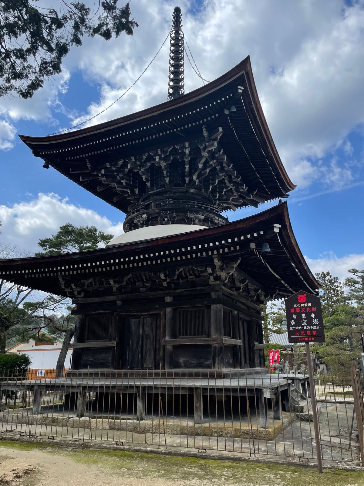 3人よれば文殊の知恵
文殊堂