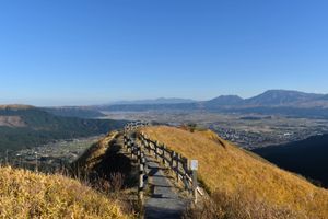 大観峰より雲海
山吹水源
上色見熊野座神社
西湯浦園地展望所