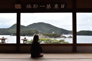 鞆の浦

福禅寺対潮楼
常夜燈
阿伏兎観音