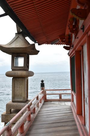 鞆の浦

福禅寺対潮楼
常夜燈
阿伏兎観音