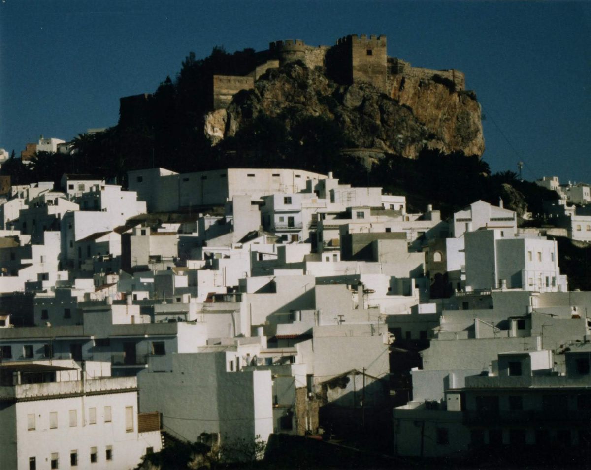 取材旅行でアンダルシア沿岸とセビージャ周辺のボデガ（酒場）を車で周った。写...