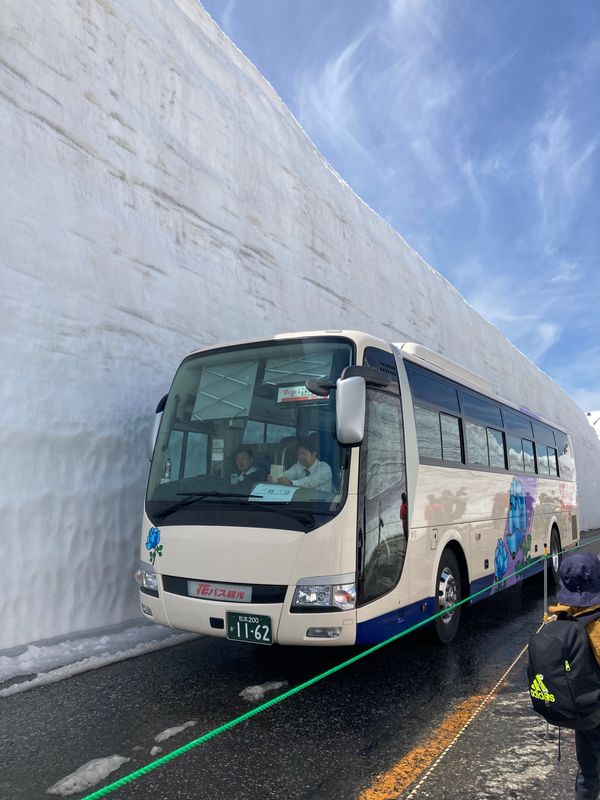 日本・長野県「雪の大谷　黒部ダム　立山黒部アルペンルート」の写真