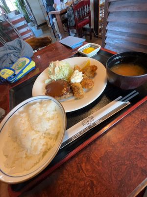 十和田バラ焼き
奥州街道
三沢市のメキシコピラフ
八戸市にんにくやのランチ