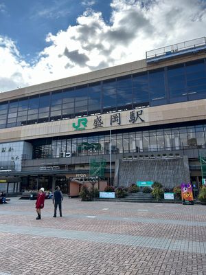 宮古市から鉄道で盛岡市へ
宮古とは比べ物にならないくらい都会だった笑
普段...