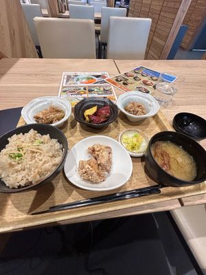 道の駅さんりくのソースかつ丼
道の駅高田松原の中にある『たかたのごはん』の...