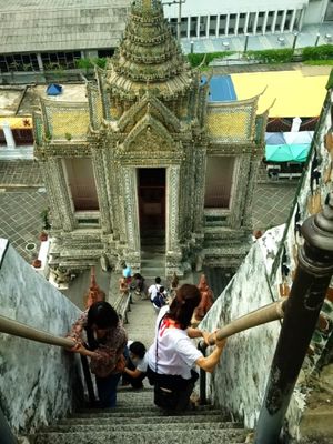 お寺と祠