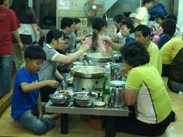 大韓民国 (韓国)・ソウル「韓国ソウルの旅」の写真：ソウルに転勤していた友人の家に泊まらせて...